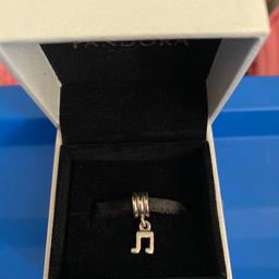 Pandora music charm new

Comes in original box & bag 

Colour silver S925ale 

Collection or can post !!!