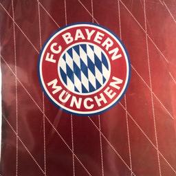 Bettwäsche für Fans vom FC Bayern München , neu noch verpackt. Das ideale Geschenk 🎁