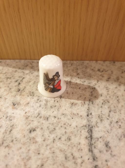 Buy & Sell Falkirk Carronshore - Falkirk - Photos for Wales Fine Bone China Thimble