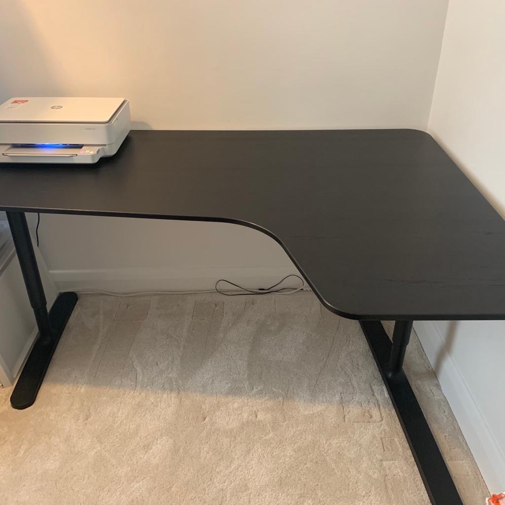 IKEA BEKANT Corner Desk (BLACK) 160x110cm in SM1 London für £ 190,00