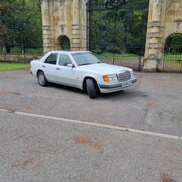 mint condition mercedes 200e automat, will be classic in 2 years so no tax and mot, future classic