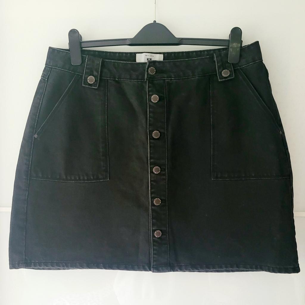 Ladies black denim skirt size 16 from New Look.

Collection Fairfield