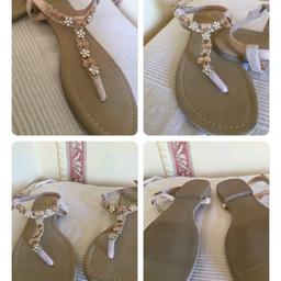 sparkke sandals size 5 1 mark please see photo