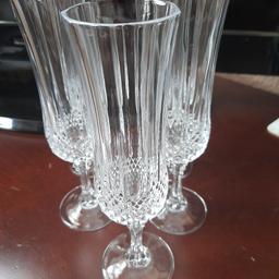 Lovely heavy glasses/flutes.
In ex. cond.
fy3 layton to collect.