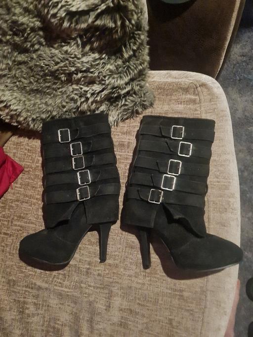 Buy & Sell Hertfordshire Stevenage - Photos for suede stiletto boots with buckles