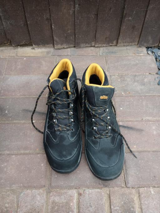 Buy & Sell Kent Medway - Kent - Photos for Site work boots