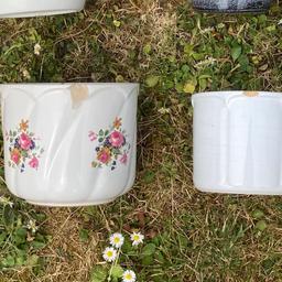 10 ceramic pots, various sizes, two chipped as in photo