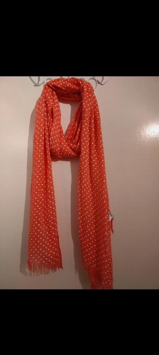 Buy & Sell North London Hoxton - North London - Photos for Coral Polka dot Summery Mango Scarf