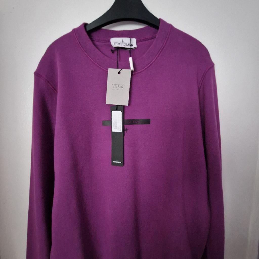 mens brand n⁶ew stone island jumper..with tags unwanted gift 🎁
any questions please ask
price can be negotiable.
NO TIMEWATERS..