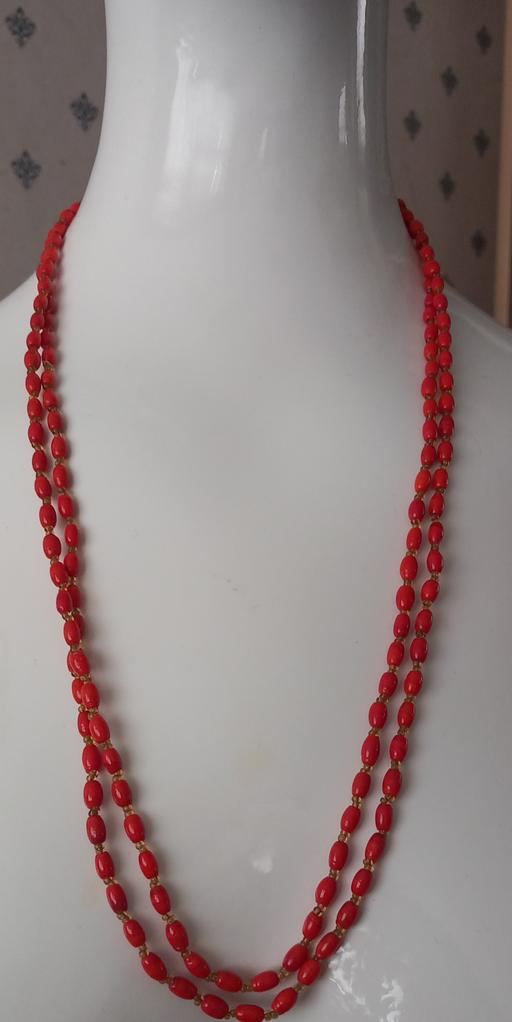 Buy & Sell Merseyside Saint Helens - Photos for vintage Red glass bead necklace