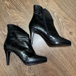 Russell and clearance bromley rockafella boots