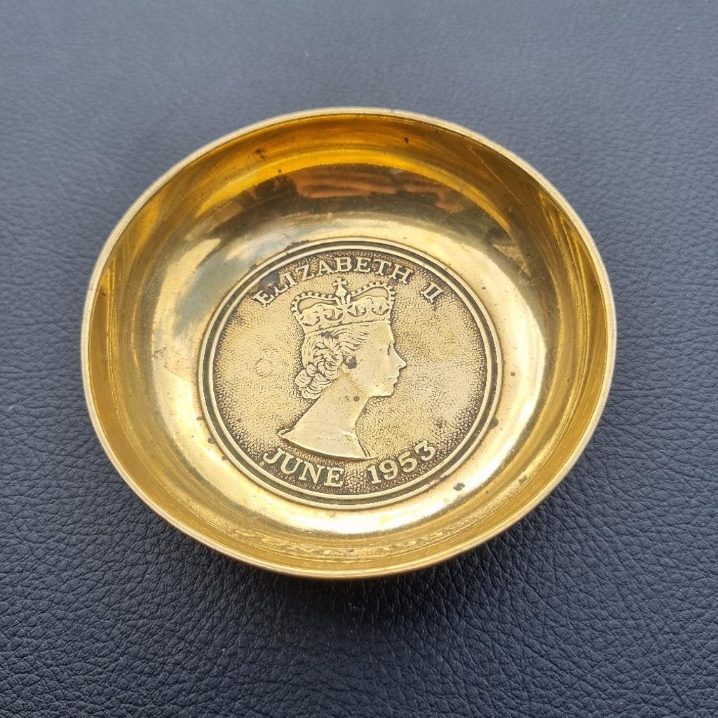 Experienced and trusted Coin and precious metals dealer.

Many more coins available, please drop me a message on WhatsApp: 07871756765

All items can be posted if required. Many more and gold/silver items available or can be ordered upon request.

Please ask any questions.