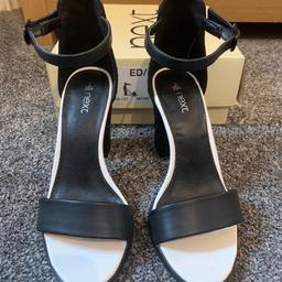 Next block heel sandals size 3. Fab condition as only worn twice.
Collection only. 