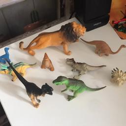 THIS IS FOR A BUNDLE OF DINOSAUR THEMED TOYS

1 X LARGE LION (SAFARI) BUT THE REST ARE A MIXTURE OF DINOSAURS ONE RUBBER AND THE REST ARE PLASTIC
PLAYED WITH BUT IN GREAT CONDITION - ALL DIFFERENT SIZES

PLEASE SEE PHOTO