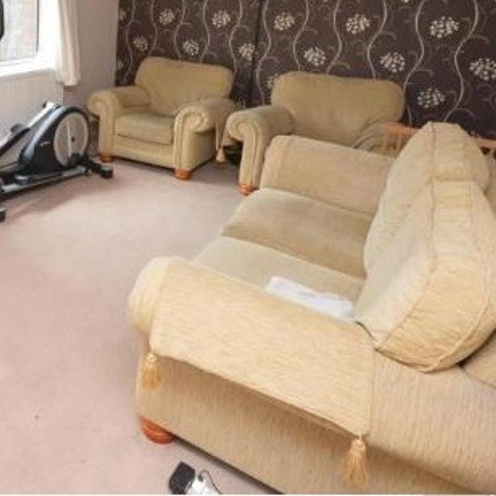 Great sofa set 3 +1 + 1 in B37 Warwickshire for £75.00 for sale Shpock