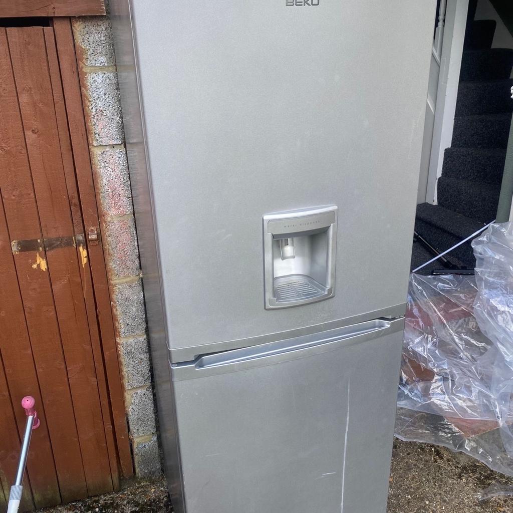 Beko fridge freezer in UB4 London für 300,00 £ zum Verkauf Shpock DE