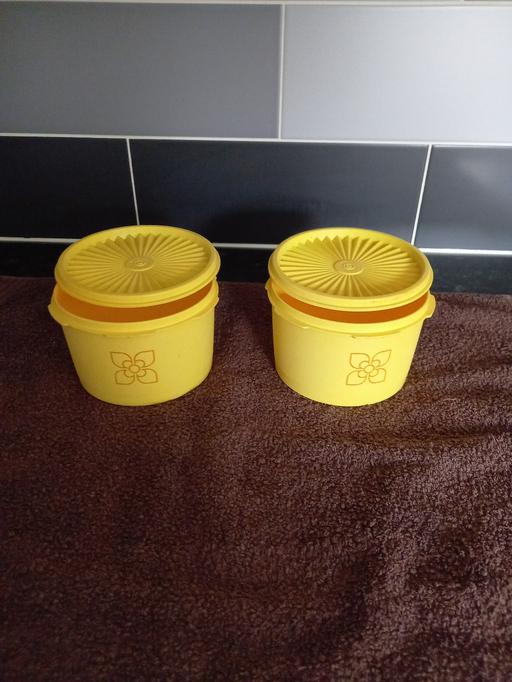 Buy & Sell Warwickshire Stratford-on-Avon - Photos for yellow tub