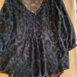 Next - Size 10 Petite
Blue & Black leopard print blouse 
Usually worn with a black vest top underneath 
Perfect condition,  smoke and pet free home