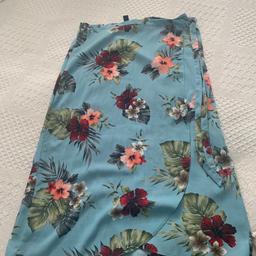 Gorgeous New look Summer wrap skirt size 12 brand new but took the tags off from a smoke free home cost £25