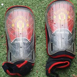 Manchester United Boys or Mens shin pads for Football.
Collection only or can drop off if close by
.Chester or  Liverpool area