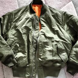 Alpha industries flying jacket size XL
colour khaki green and orange/reversible
added description on last image
no rbf tag
rrp £220

from a smoke free clean home