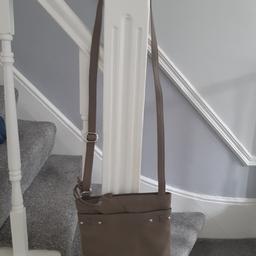 fringe brown bag TK MAXX in BR3 London für 10,00 £ zum Verkauf