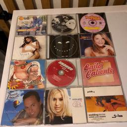 Verkauft werden diese Musik CDs aus den 90ern.

Je 1€