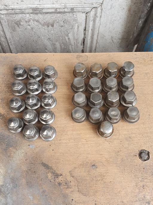 Vehicles West Midlands Walsall - Photos for Ford wheel Nuts