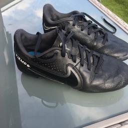 Boys size 1.5 Nike tiempo footy boots. Moulded studs. Slightly scuffed on toe but otherwise good condition.
