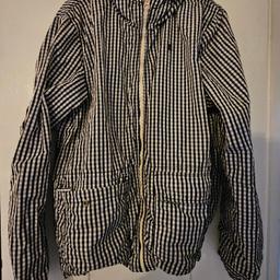 Scotch and Soda Vintage Jacket
Blue Check
Size Large

Will deliver if near London Bridge or Wimbledon area