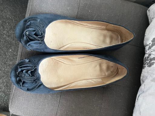 Buy & Sell Staffordshire South Staffordshire - Photos for Navy ruched flat shoes