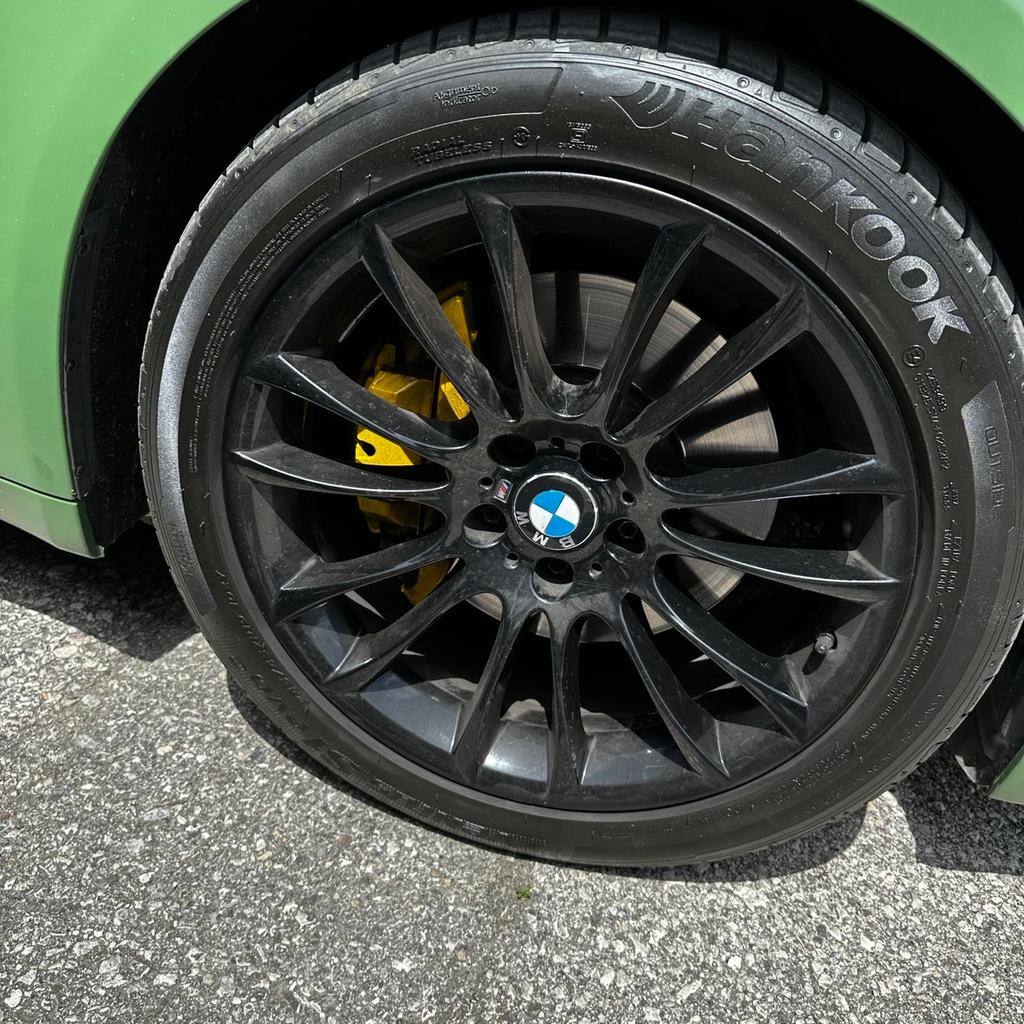Sommerreifen Hankook 245.45.19 BMW Reifen montiert (Felkauf) Star randflet,200km gefahren.dot 22,21….