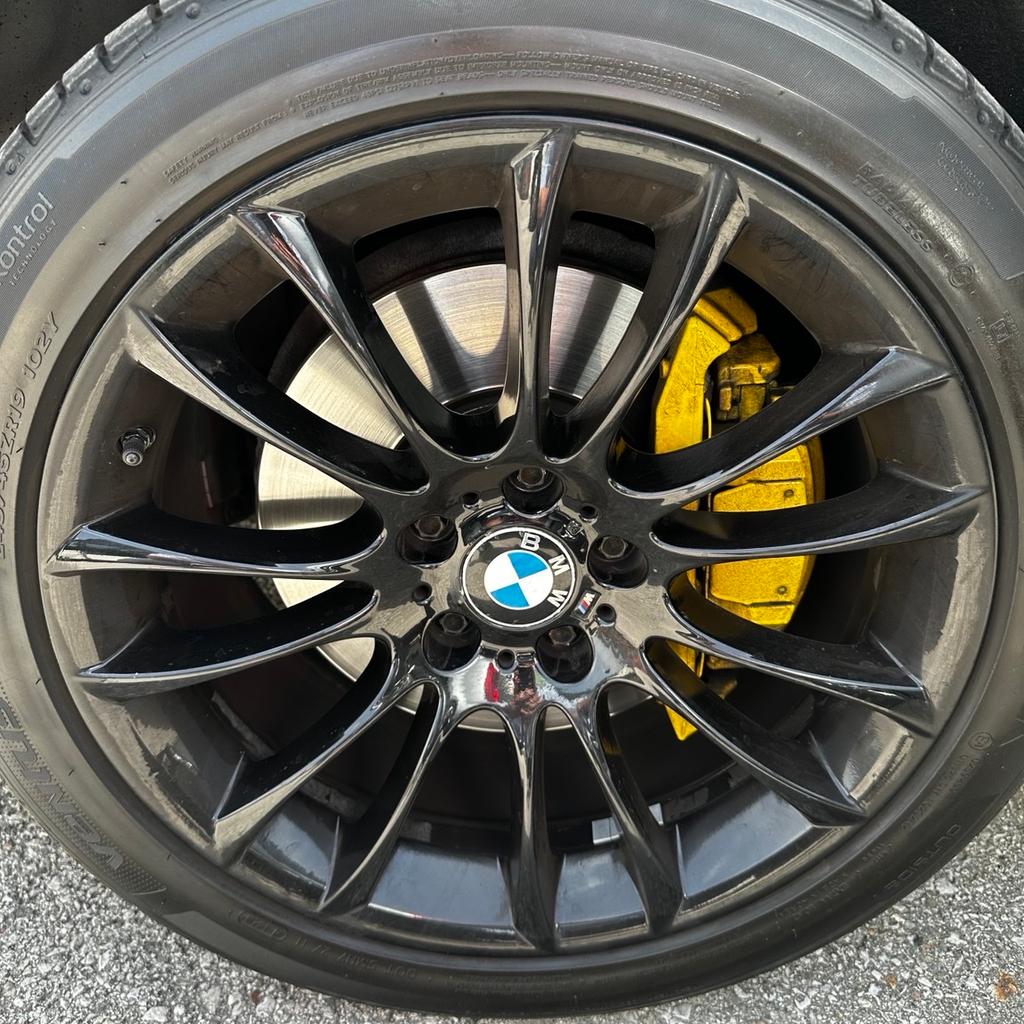 Sommerreifen Hankook 245.45.19 BMW Reifen montiert (Felkauf) Star randflet,200km gefahren.dot 22,21….