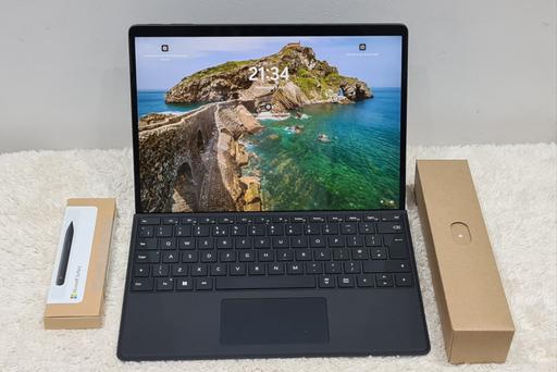 Buy & Sell East London Stratford - East London - Photos for Microsoft surface pro 9 13