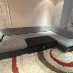 Beautiful 6 seater sofa with pull out sofa bed and corner 1.8 metre seat and couples corner on the other side

We paid £2700 in 2020 but have to sell as landlord is selling our house!

Collection from W7 only