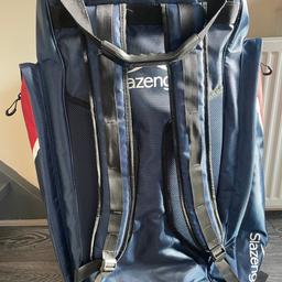 Cricket Bag Slazenger

Wheelie and Duffel bag on shoulders
Perfect for multipurpose
Lots of space inside
Many exterior pockets
4 Cricket bat slots
Comfortable on shoulders
No need to worry about lack of space

