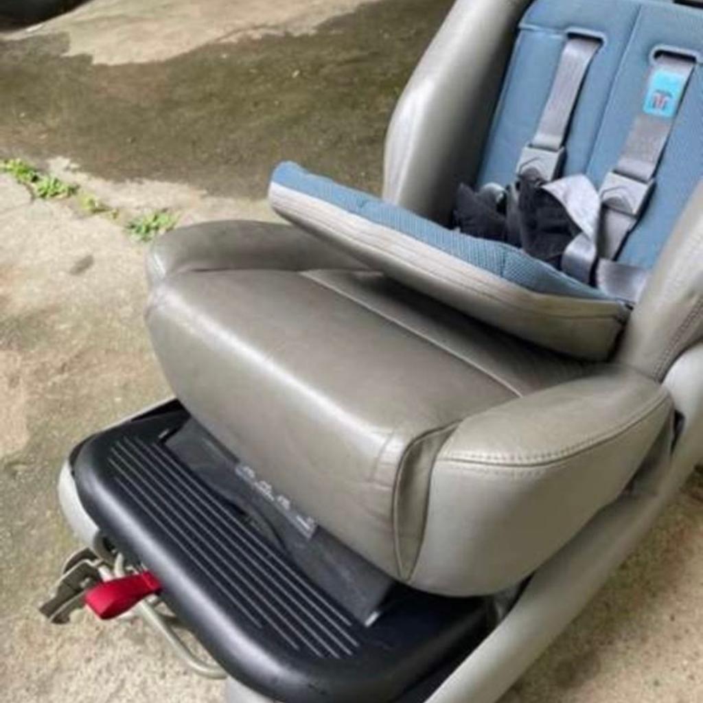 Autositz mit Kindersitz VW Sharan / Seat 7M in 8605 Kapfenberg für