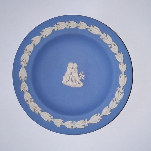 Buy & Sell West London Hillingdon - Photos for Vintage Wedgwood jasperware plate - 11 cm