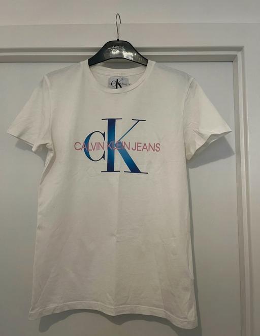 Buy & Sell East London East Ham - East London - Photos for Calvin Klein T-Shirt