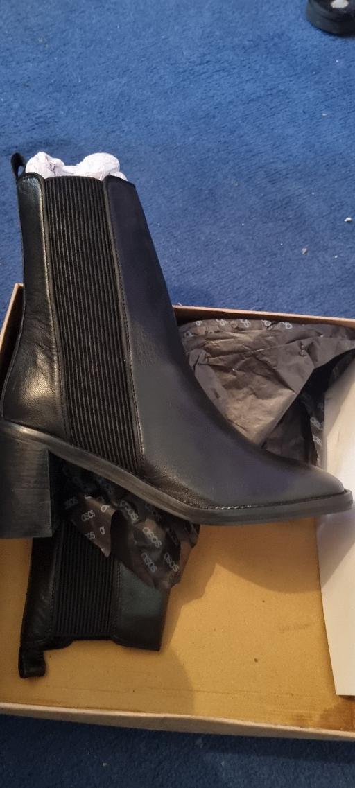 Buy & Sell Greater Manchester Manchester - Photos for brand new size 7