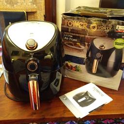 This air fryer has only been used ONCE to cook chips from cut fresh potato (no animal products used).

It is 4.3 litres.

Works great. It has been cleaned well since use.

Buyer to collect from Bearwood, B67

Thanks for looking!