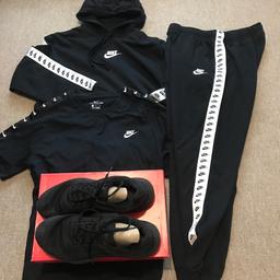 Men’s Nike clothing bundle