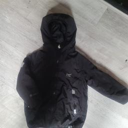 boys shorter style regatta black jacket,age 3-4 years great condition, collect only no post.