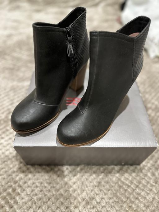 Buy & Sell East London South Hackney - East London - Photos for Esprit Ankle Boots