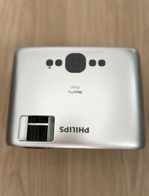  — Philips NeoPix projector