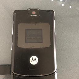 Motorola flip phone from the 80s
Working order with charger
Retro classic
Collectors behold not many around
Vodafone network 
