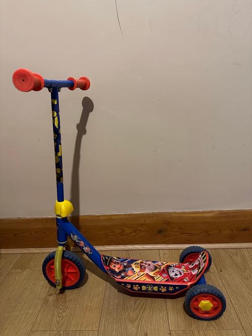 Buy & Sell Greater Manchester Trafford - Photos for Paw Patrol 3 Wheeled Scooter