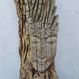 Antique Driftwood Oriental Carving.
Hand-made, one off.
Great old piece still showing the carvings of faces.
Shows its age, with the split and broken wood providing a very textured natural finish.

This would sit well amongst plants and bushes in the garden, next to a garden bar/tiki bar, etc, or inside with a brush down.

Dimensions
H - 134 cm
W - 40 cm
D - 40 cm

Collection welcome from DN15 Scunthorpe.

If you would like it posted, please message me your postcode so I can look at prices
