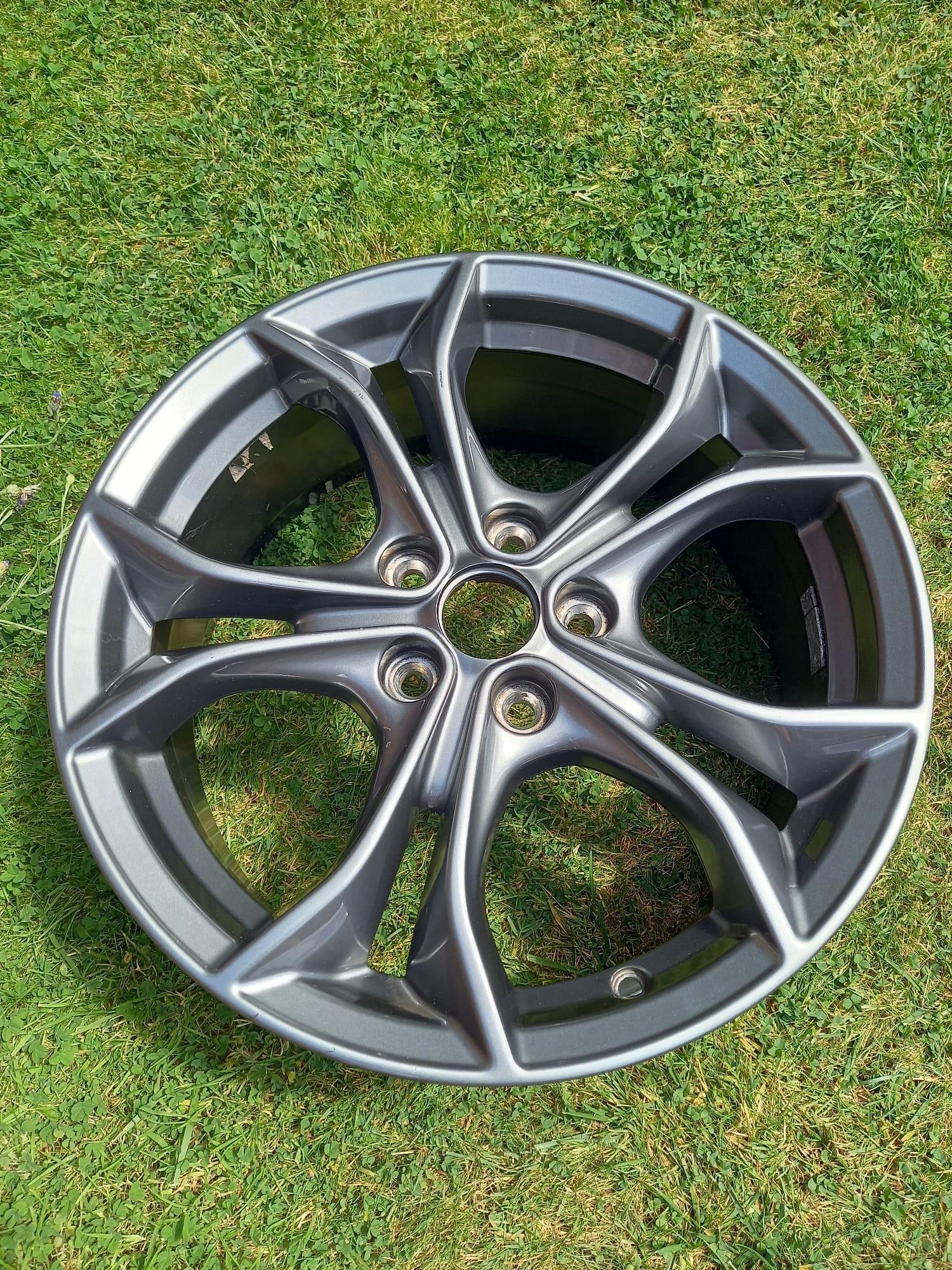 TAILORED TO FIT FORD FOCUS ST-LINE (2019 ON) - FULL SET OF LUXURY