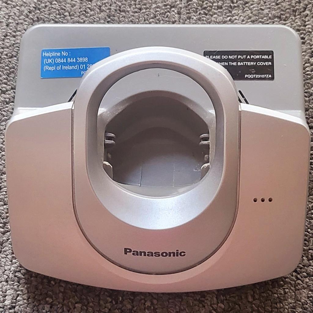 Boxed Panasonic KX-TG1100 Digital Cordless Phone + Base.

Feel free to check out my other items on the list 👍